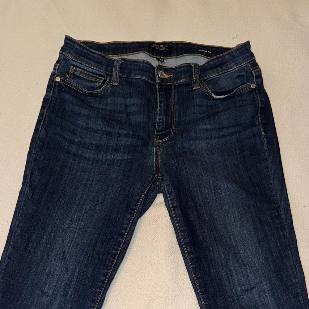 Judy Blue Women's Deep Indigo Skinny Jeans